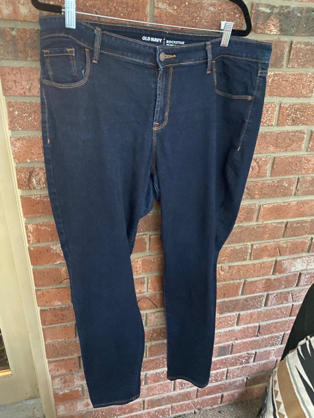Old Navy Rockstar Mid Rise Dark Wash Skinny Jeans